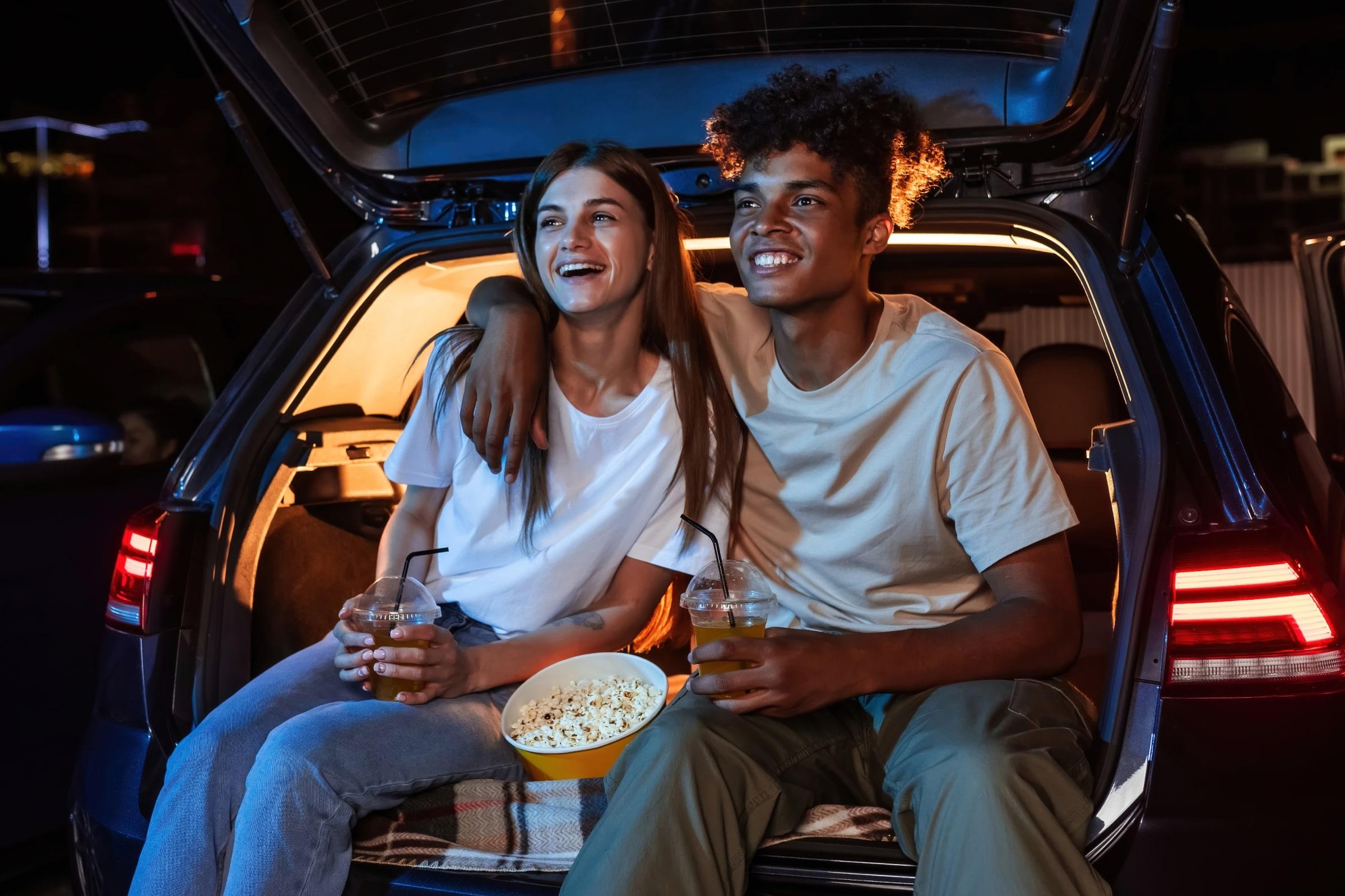 Our Favorite Spring Date Night Ideas Our Favorite Spring Date Night Ideas