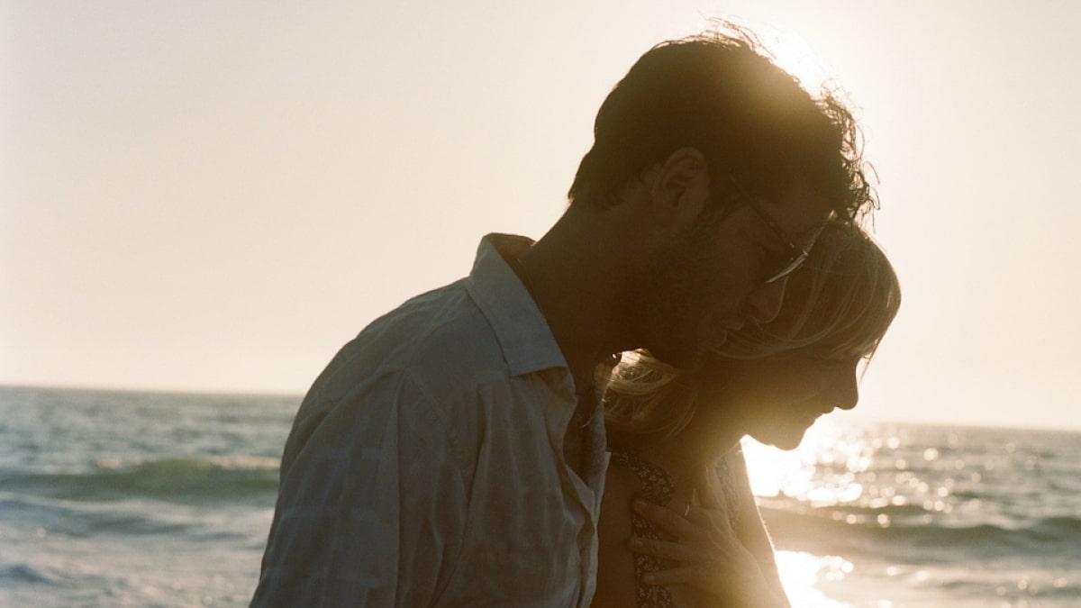 How To Plan a Nature Walk Date How To Plan a Nature Walk Date