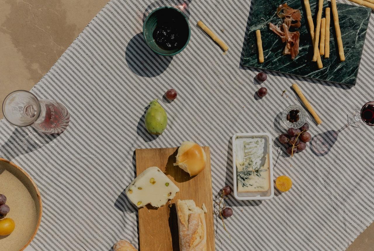 Romantic Outdoor Dining: How to Have The Perfect Al Fresco Date Romantic Outdoor Dining: How to Have The Perfect Al Fresco Date