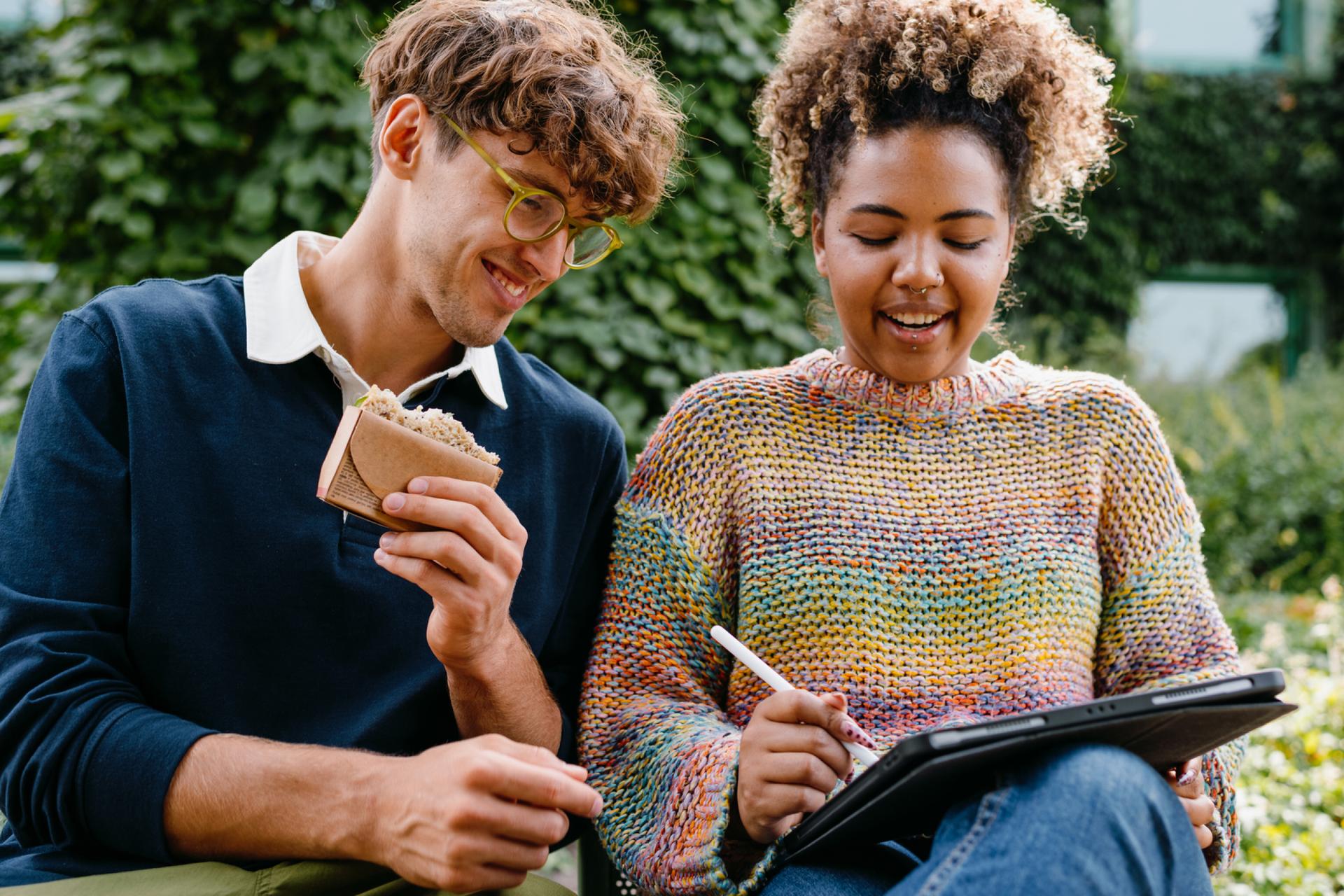 Why Calligraphy Workshops Are the Next Big Date Night Trend Why Calligraphy Workshops Are the Next Big Date Night Trend