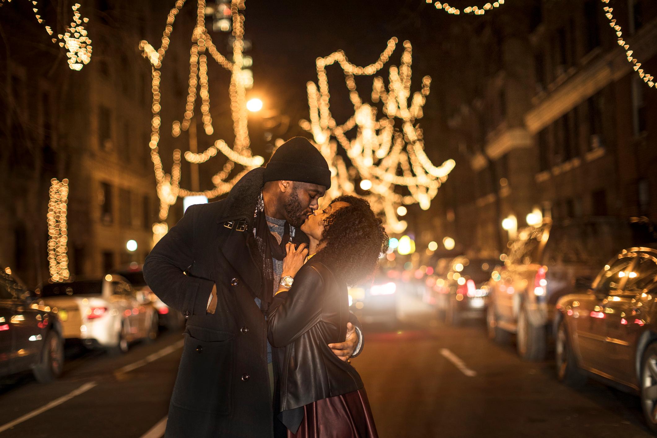Holiday Dating Tips From Bumble’s Sex and Relationships Expert