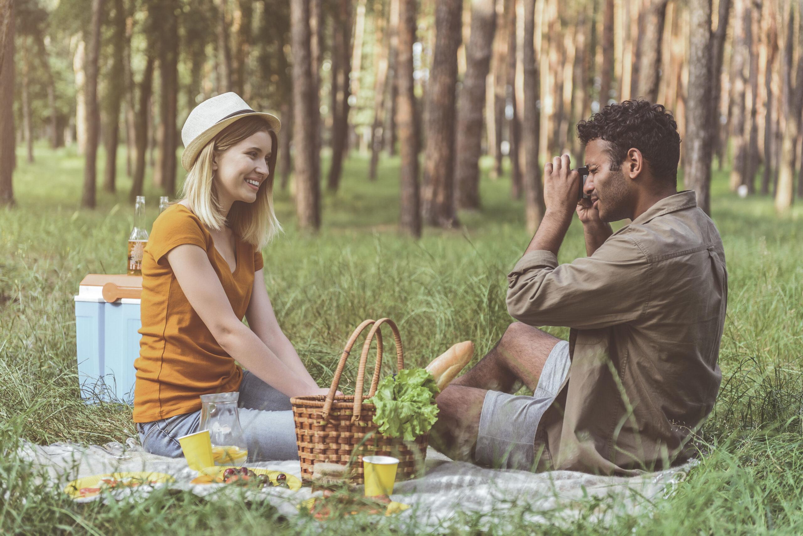 10 Picnic Date Ideas to Try With Your Bumble Match